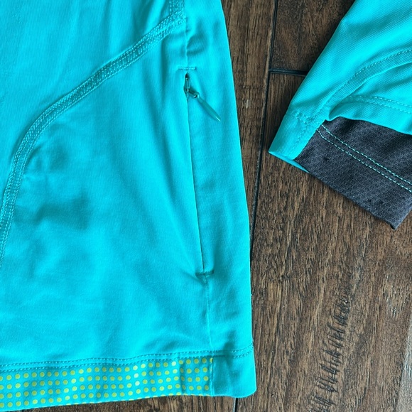 Running Top - Picture 5 of 5